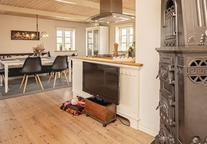 5 person holiday home in Øster Assels