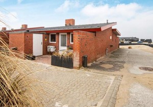 5 person holiday home in Henne-By Traum