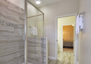 5 rooms/Champions Gate (Cod 4912CG)