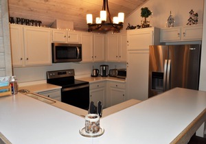 5-Star Solitude & Mammoth Mtn Views @ Snowcreek #237, Remodeled, Spa, Laundry