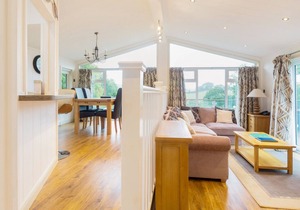 5 Tree Tops, LANREATH