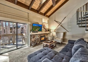 513 Pine Grove
