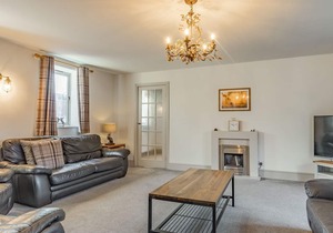 6 bedroom accommodation in Killerby, Cayton, near Scarborough