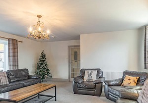 6 bedroom accommodation in Killerby, Cayton, near Scarborough