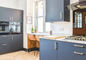 6 bedroom accommodation in Morecambe