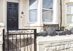 6 bedroom accommodation in Morecambe