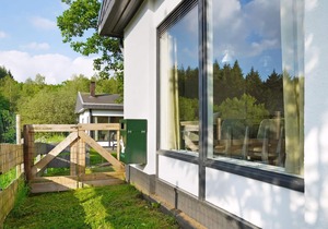 6-person dog bungalow in the holiday park Landal Wirfttal