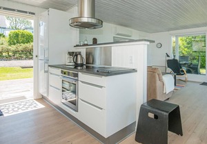 6 person holiday home in Allingåbro-By Traum