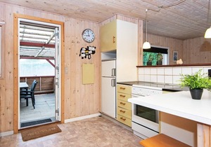6 person holiday home in Allingåbro