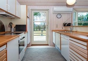 6 person holiday home in Løgstør