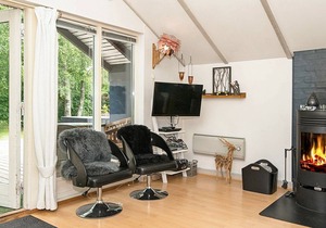 6 person holiday home in Fårvang