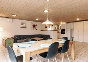 6 person holiday home in Asnæs-By Traum