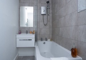 6 X APARTMENTS IN 1 BLOCK JUST OUTSIDE THE CITY ⭐MINUTES WALK FROM SHOPS⭐ APT#5