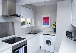 6 X APARTMENTS IN 1 BLOCK JUST OUTSIDE THE CITY ⭐MINUTES WALK FROM SHOPS⭐ APT#5