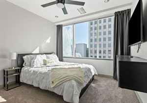 604 @ 175 LEX /Walk to Rupp Arena /Dtown High-rise