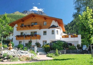 62 m² Apartment ∙ 2 bedrooms ∙ 6 guests