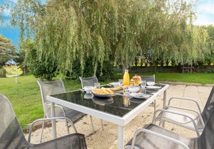 65 m² Accommodation ∙ 2 bedrooms ∙ 4 guests