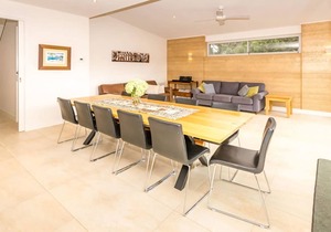 69 Beach Parade, Sandy Point