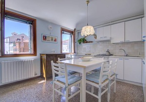 70 m² Apartment ∙ 2 bedrooms ∙ 3 guests
