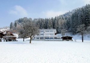 75 m² Apartment ∙ 3 bedrooms ∙ 6 guests
