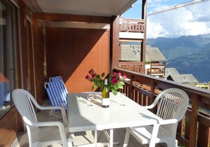 75 m² Apartment ∙ 2 bedrooms ∙ 4 guests