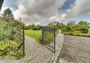 750 m² Accommodation ∙ 6 bedrooms ∙ 12 guests