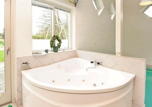 8 person holiday home in Ulfborg-By Traum
