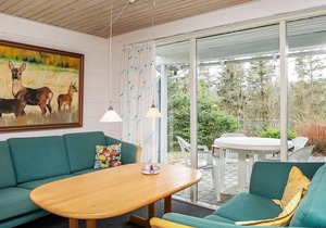 8 person holiday home in Spøttrup