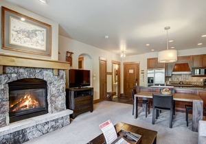 82 m² Condo ∙ 1 bedroom ∙ 4 guests