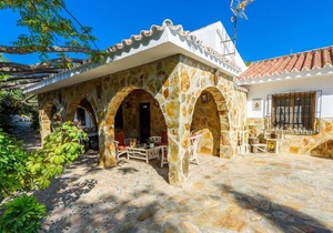 90 m² House ∙ 2 bedrooms ∙ 4 guests
