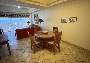 97 m² Condo ∙ 2 bedrooms ∙ 4 guests