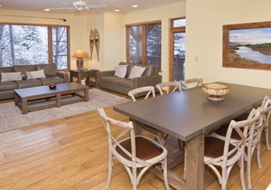 98 m² Condo ∙ 2 bedrooms ∙ 7 guests