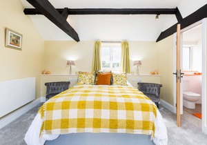 A Calm, Cosy and Idyllic break with Swimming Pool, Jacuzzi and Sauna!