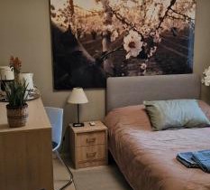 A Cozy Affordable Place at Voula