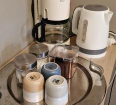 A Cozy Affordable Place at Voula