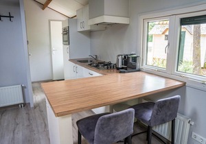 A cozy farmhouse-style cottage in a wooded area with plenty of privacy. Want to get away from it all and enjoy nature? This is possible in this comfortable 4-person accommodation at the Heivlinder near the Speulder Forest and the moors of Ermelo!