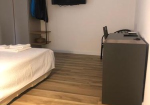 A Due Passi Dalla Scalinata Rooms