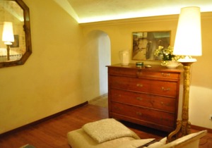 A Gorgeous Large Flat in Trastevere with a Beautiful Terrace