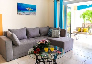 A lovely stay - 1 Bdr Apartment, amazing pool & garden area @ Aqua Viva Suites