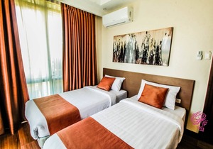 A LUXURIOUS AFFORDABLE UNIT NEAR AYALA W/3 BEDROOM