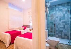 A&S Apartments Malaga-Free Parking and Wifi-a 500 Feria Malaga