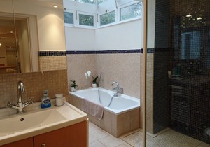 A stunning apartment, recently appointed and maintained to a high standard