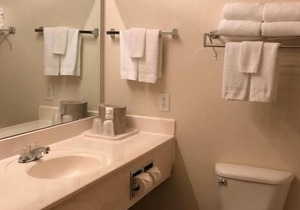 Affordability Meets Comfort in GuestHouse Kelso Longview! 3 Comfortable Units