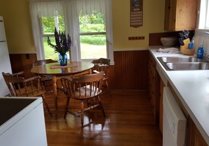 Aisling Cottage - Harbor Views from Every Room