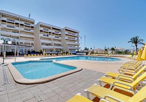 Albufeira Concept 1 with Pool by Homing