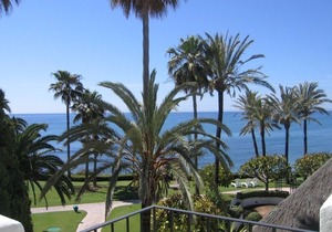 Alcazaba Beach: Frontline apartment