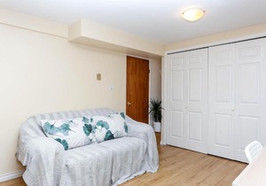 Alluring Stellar Guest Suite Near UBC