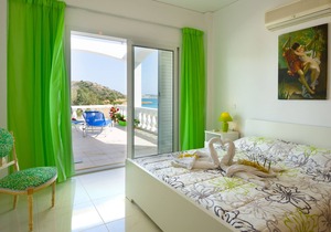 ALMYROS BEACH APARTMENT