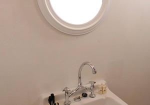 ALYKES FAMILY RESORT , 1 BEDROOM APARTMENT