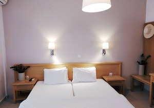 ALYKES FAMILY RESORT , 1 BEDROOM APARTMENT